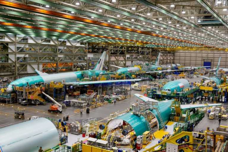 Boeing se tourne vers la Bourse pour renflouer ses caisses