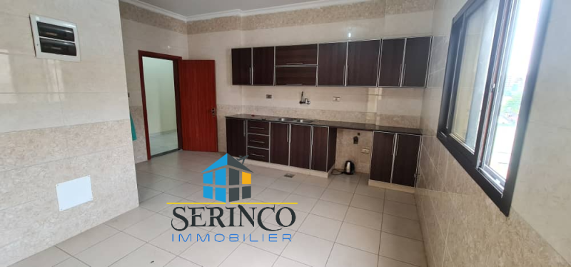 VENTE APPARTEMENT /GOMBE